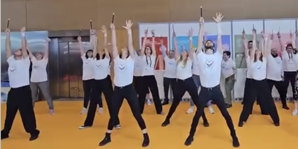 Crowd dance at EWMA 2025